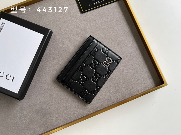 グッチ財布コピー正面デザイン